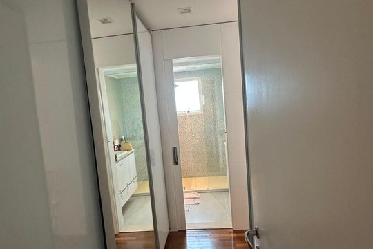 Corredor de apartamento para alugar com 3 quartos, 117m² em Vila Leopoldina, São Paulo