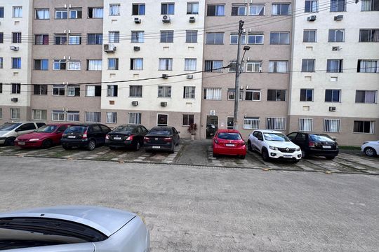 Fachada de apartamento à venda com 3 quartos, 54m² em Vargem Pequena, Rio de Janeiro