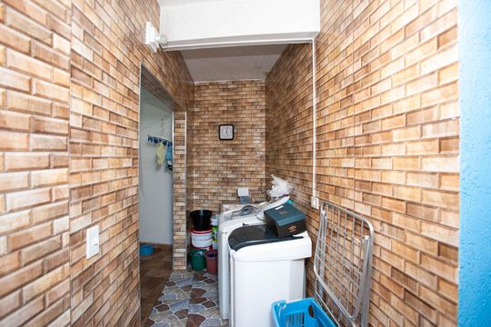 Área de Serviço de casa à venda com 4 quartos, 100m² em Centro, Diadema