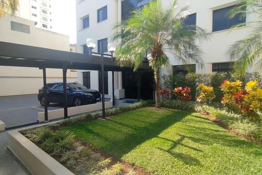 Área externa de apartamento para alugar com 2 quartos, 46m² em Santo Amaro, São Paulo