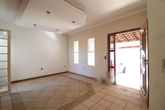 Sala 1 de casa para alugar com 3 quartos, 280m² em Pampulha, Uberlândia