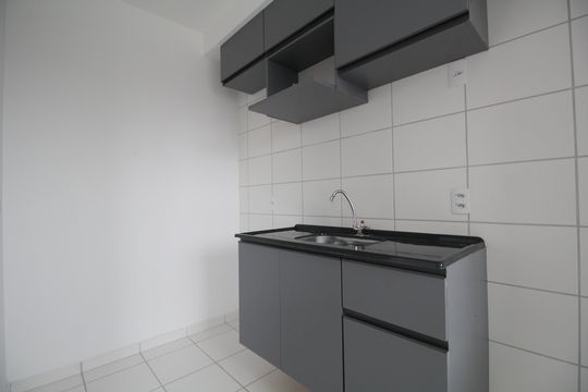 Cozinha de apartamento à venda com 2 quartos, 41m² em Vila Andrade, São Paulo
