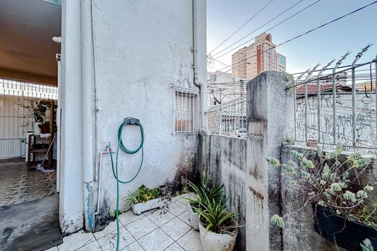 Área externa de casa para alugar com 2 quartos, 60m² em Penha de França, São Paulo