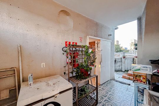 Garagem de casa para alugar com 2 quartos, 60m² em Penha de França, São Paulo