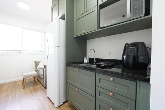 Cozinha de apartamento para alugar com 1 quarto, 27m² em Vila São José, São Paulo