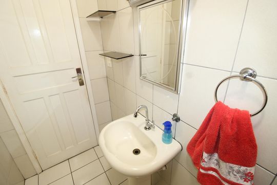 Banheiro 1 de casa para alugar com 4 quartos, 146m² em Parque Cruzeiro do Sul, São Paulo