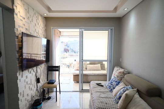 Sala de apartamento à venda com 2 quartos, 51m² em Jardim Roberto, Osasco