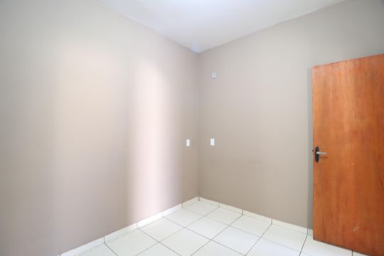 Quarto 3 - Suíte de casa para alugar com 3 quartos, 200m² em Jardim das Palmeiras, Uberlândia