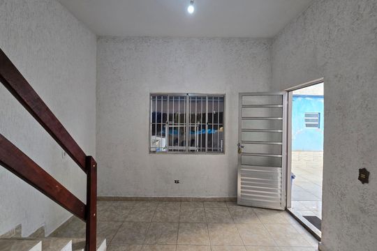 Sala  de casa para alugar com 1 quarto, 30m² em Jardim Adriana, Guarulhos