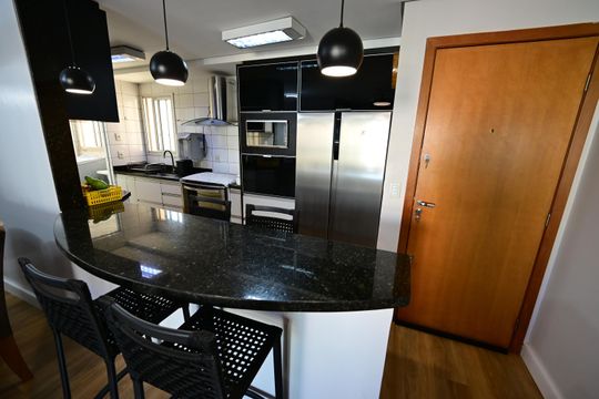 Apartamento à venda com 3 quartos, 93m² em Condomínio Esmeralda, Goiânia