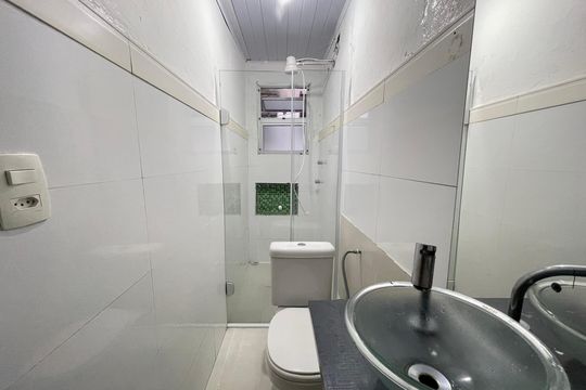 Banheiro de casa para alugar com 1 quarto, 45m² em Jardim São Jorge, São Paulo