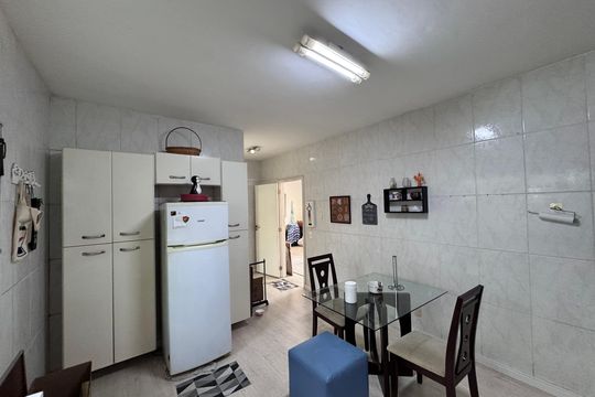 Cozinha de casa de condomínio à venda com 3 quartos, 190m² em Vargem Pequena, Rio de Janeiro