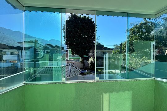 Suíte 1 - Varanda de casa de condomínio à venda com 3 quartos, 190m² em Vargem Pequena, Rio de Janeiro