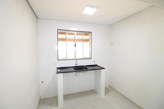 Sala/Cozinha de casa para alugar com 2 quartos, 100m² em Parque Santa Rita, São Paulo