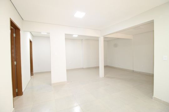 Casa para alugar com 2 quartos, 100m² em Parque Santa Rita, São Paulo
