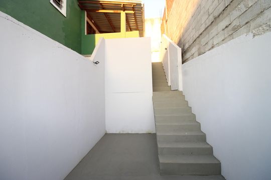 Quintal de casa para alugar com 2 quartos, 100m² em Parque Santa Rita, São Paulo