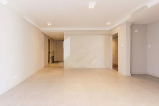 Apartamento à venda com 3 quartos, 212m² em Jardim Paulista, São Paulo