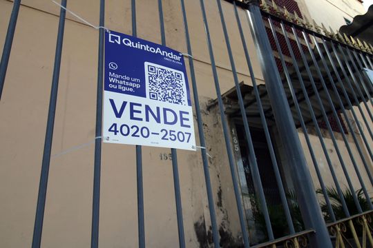 Placa de apartamento para alugar com 2 quartos, 75m² em Vicente de Carvalho, Rio de Janeiro