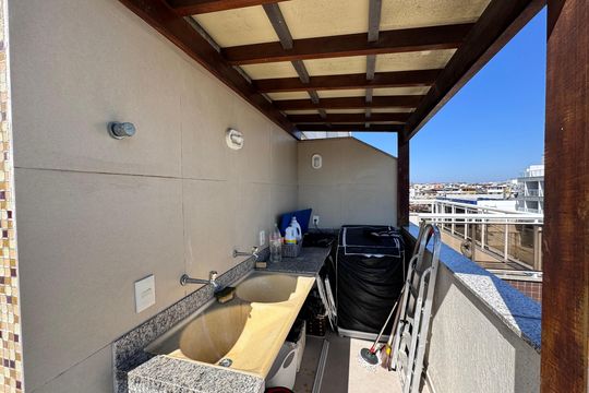 Área de Serviço de apartamento para alugar com 3 quartos, 235m² em Recreio dos Bandeirantes, Rio de Janeiro