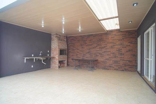 Garagem de casa para alugar com 2 quartos, 178m² em Cohab, Sapucaia do Sul