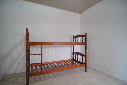 quarto de casa para alugar com 2 quartos, 178m² em Cohab, Sapucaia do Sul