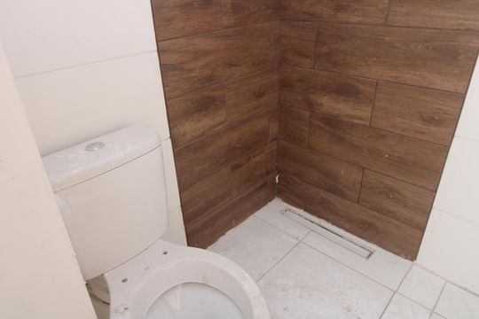 Banheiro de kitnet/studio à venda com 1 quarto, 33m² em Penha de França, São Paulo