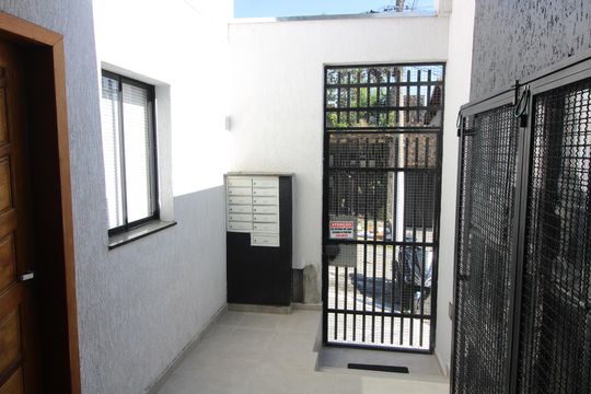 entrada de kitnet/studio à venda com 1 quarto, 33m² em Penha de França, São Paulo