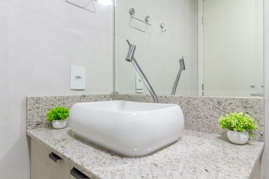 Banheiro de apartamento para alugar com 1 quarto, 24m² em Vila Olímpia, São Paulo