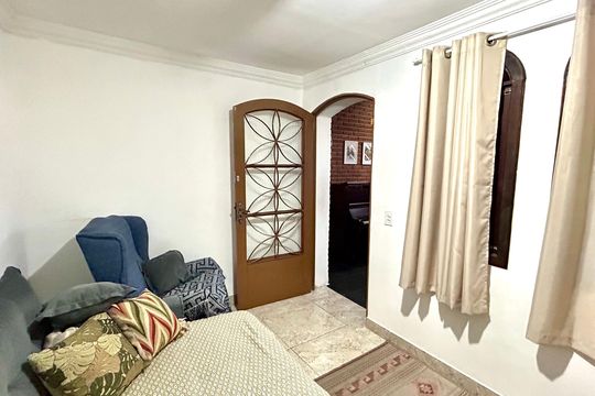 Sala de casa à venda com 3 quartos, 180m² em Jardim Santa Mena, Guarulhos