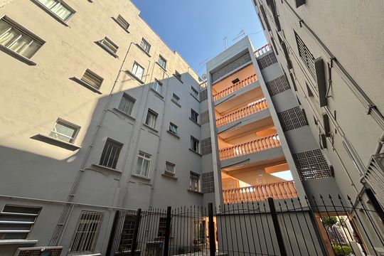 Fachada  de apartamento para alugar com 2 quartos, 53m² em Vila Silvia, São Paulo