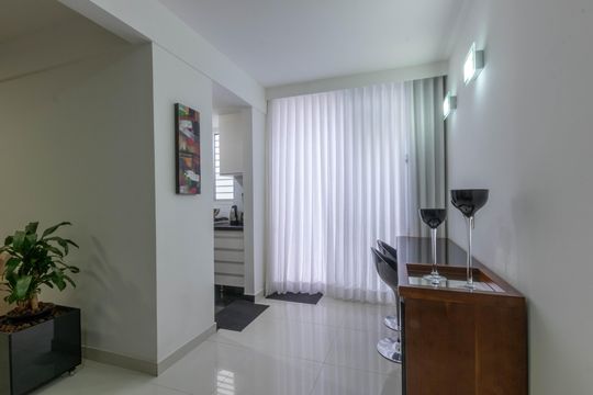 Sala de apartamento à venda com 2 quartos, 150m² em Santo Antonio, Belo Horizonte