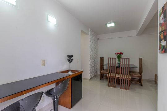 Sala de apartamento à venda com 2 quartos, 150m² em Santo Antonio, Belo Horizonte
