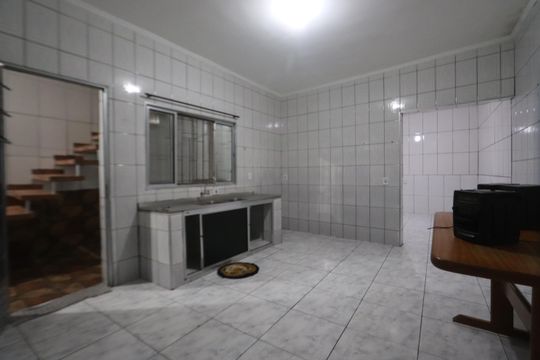 Cozinha de casa para alugar com 1 quarto, 48m² em Fazenda da Juta, São Paulo