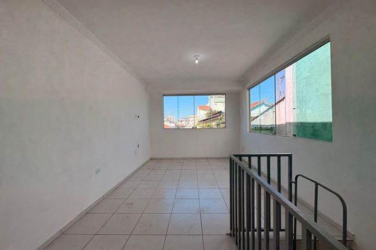Sala de casa para alugar com 1 quarto, 45m² em Parque Oratório, Santo André