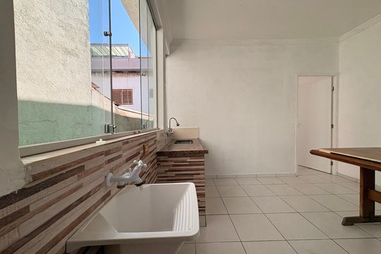 Lavanderia de casa para alugar com 1 quarto, 45m² em Parque Oratório, Santo André