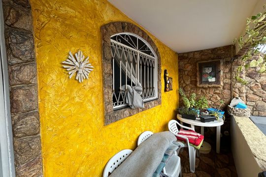 Varanda de casa à venda com 2 quartos, 120m² em Bento Ribeiro, Rio de Janeiro