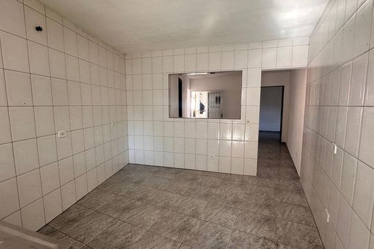 Casa para alugar com 1 quarto, 40m² em Cidade Ipava, São Paulo