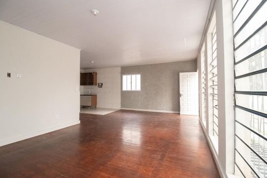 Casa para alugar com 3 quartos, 80m² em Parolin, Curitiba