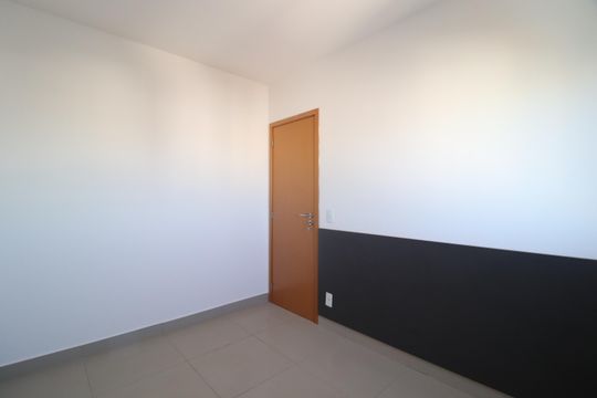 Quarto de apartamento para alugar com 1 quarto, 57m² em Saraiva, Uberlândia