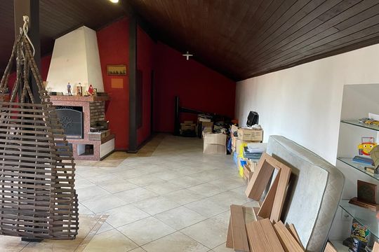 Casa para alugar com 3 quartos, 300m² em Barnabé, Gravataí