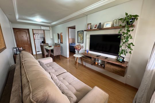 Apartamento à venda com 2 quartos, 56m² em Quadra 301, Brasília