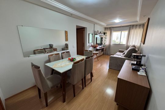 Apartamento à venda com 2 quartos, 56m² em Quadra 301, Brasília