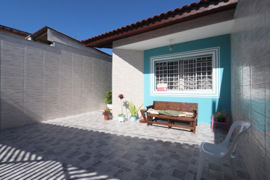 Garagem de casa à venda com 2 quartos, 63m² em Parque Santa Madalena, São Paulo