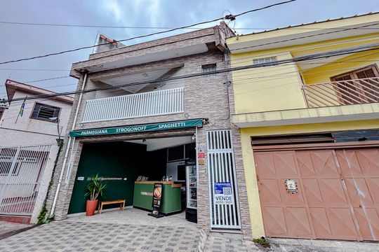 FAchada com Plaquinha de casa à venda com 3 quartos, 120m² em Chácara Califórnia, São Paulo