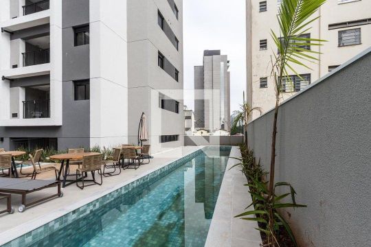 Área comum - Piscina de apartamento para alugar com 2 quartos, 49m² em Barra Funda, São Paulo