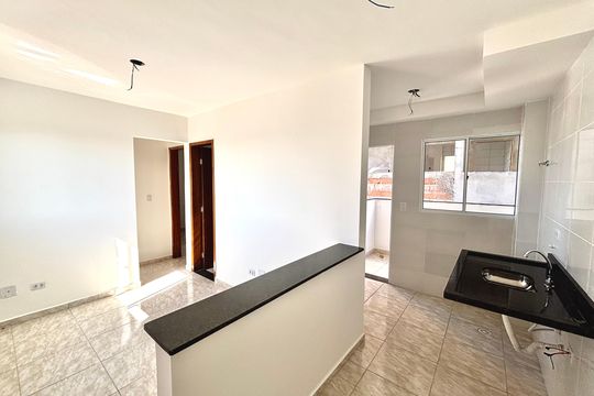 Cozinha  de apartamento à venda com 2 quartos, 38m² em Cidade Patriarca, São Paulo