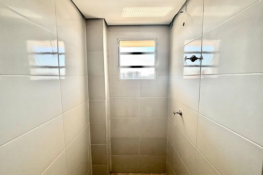 Banheiro  de apartamento à venda com 2 quartos, 44m² em Cidade Patriarca, São Paulo