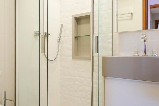 Banheiro da suíte 3 de apartamento à venda com 3 quartos, 142m² em Centro, São Caetano do Sul