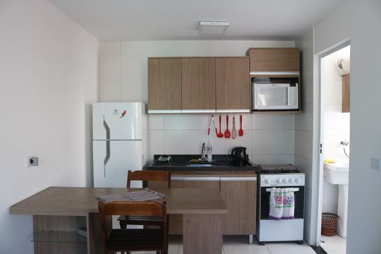 Cozinha e Área de Serviço de apartamento para alugar com 1 quarto, 27m² em Barra Funda, São Paulo