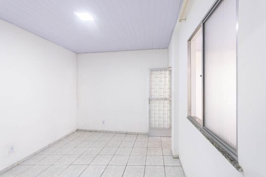 Sala de casa para alugar com 1 quarto, 60m² em Imperial de São Cristóvão, Rio de Janeiro